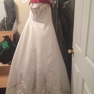 NWT Bonny Wedding Dress